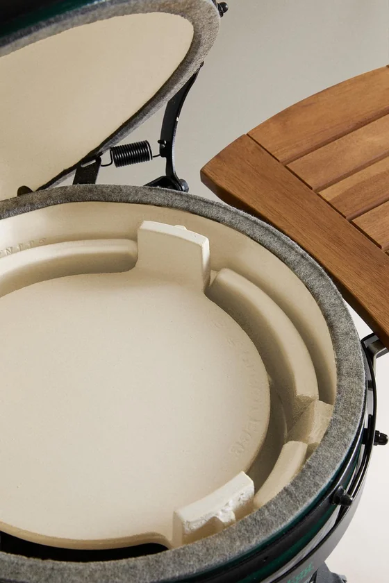 Компактный керамический гриль big green egg