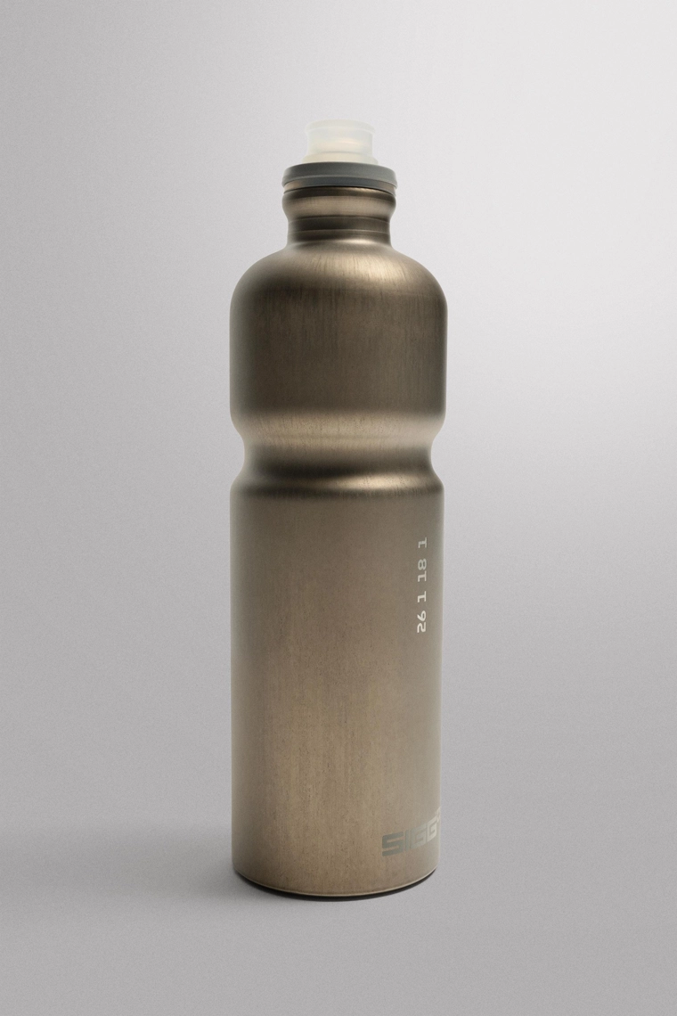 Алюминиевая спортивная бутылка sigg 750 мл