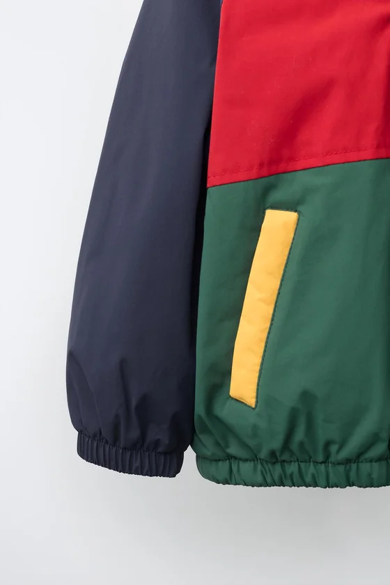 СТЕГАНАЯ КУРТКА COLORBLOCK WATER REPELLENT