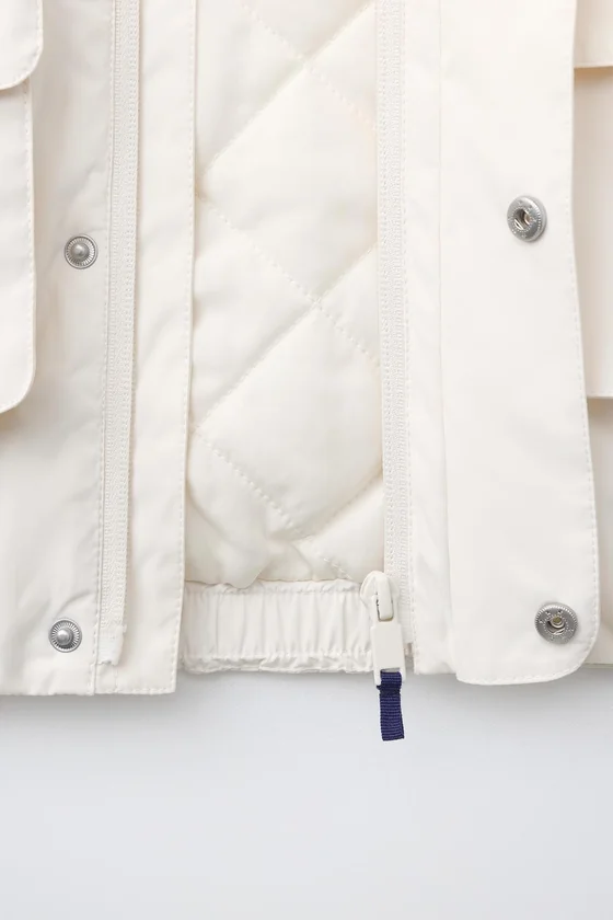 ПАРКА С КОНТРАСТНЫМИ ДЕТАЛЯМИ WATER REPELLENT