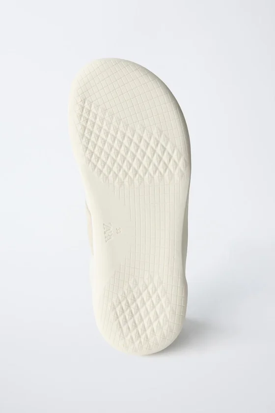 КОЖАНЫЕ КРОССОВКИ BAREFOOT
