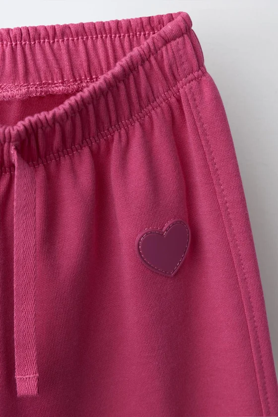 БРЮКИ WIDE LEG ИЗ МЯГКОЙ ТКАНИ С СЕРДЦЕМ