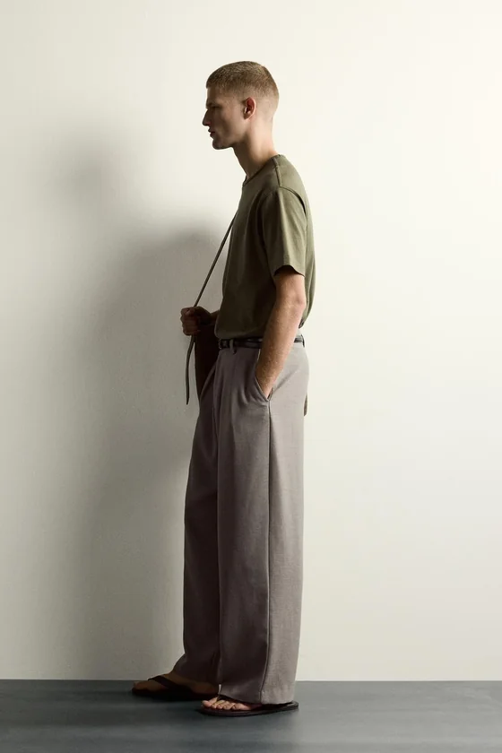 БРЮКИ RELAXED FIT СО СКЛАДКАМИ