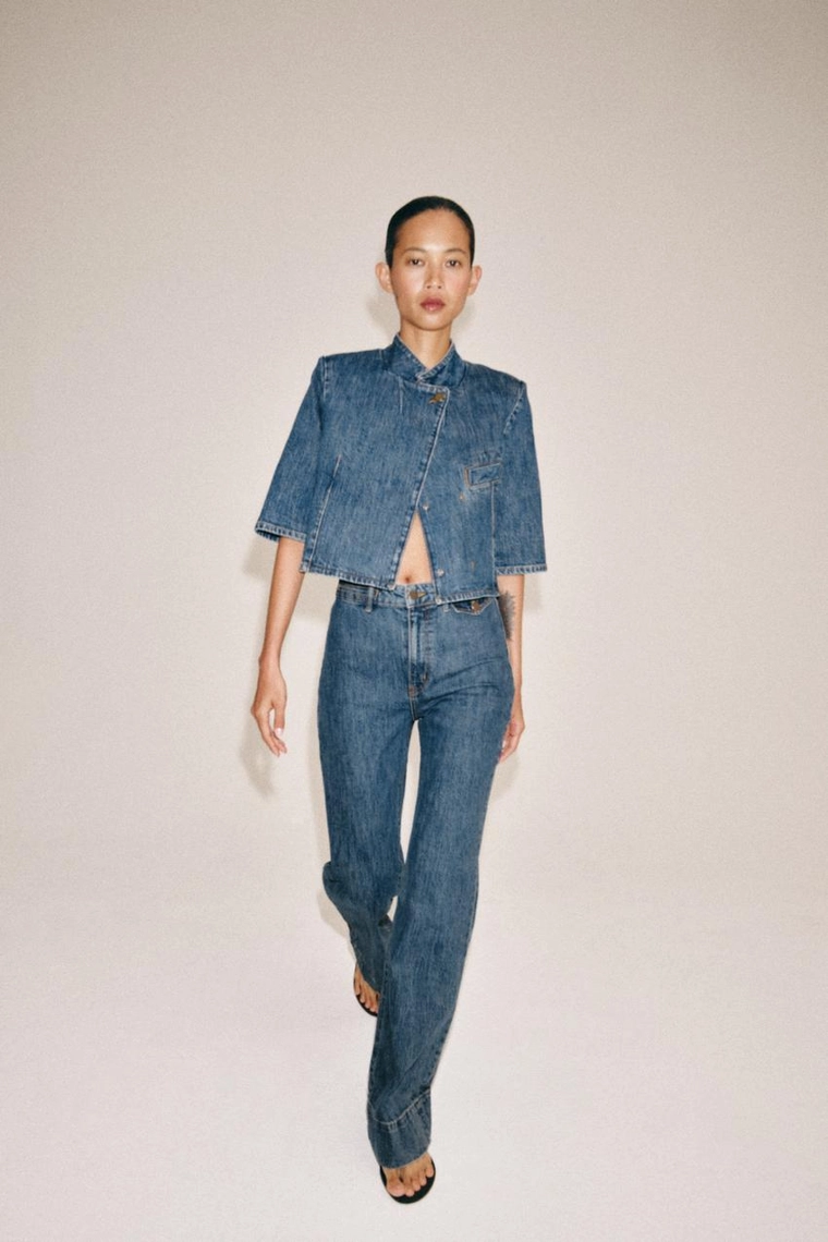 УКОРОЧЕННЫЙ ДЖИНСОВЫЙ БЛЕЙЗЕР коллекция Zara «ZW»
