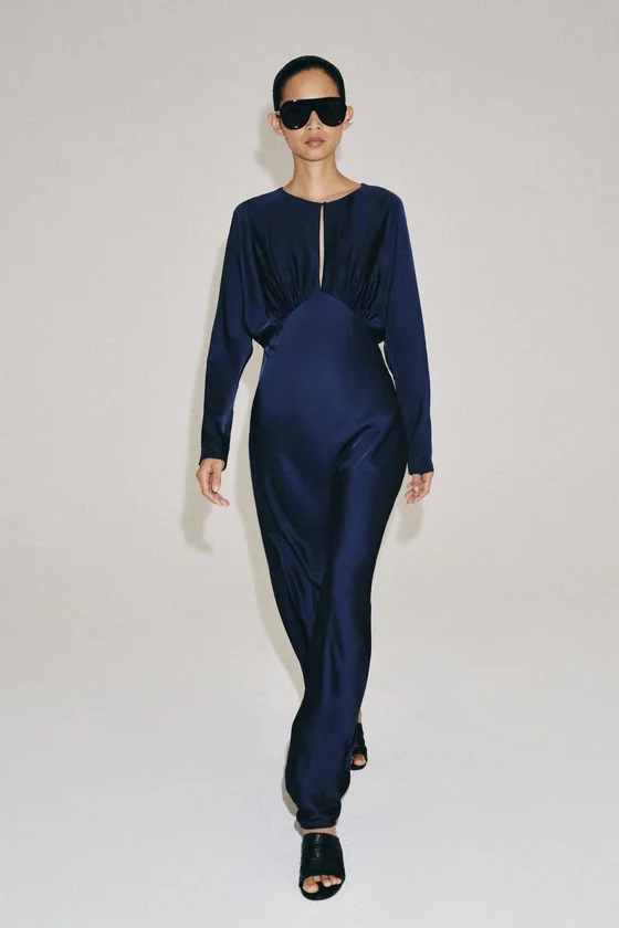 ДЛИННОЕ АТЛАСНОЕ ПЛАТЬЕ коллекция Zara «ZW»
