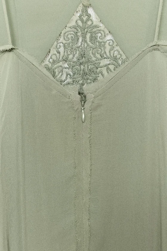 ПЛАТЬЕ С ВЫШИВКОЙ И ВОЛАНАМИ — ZW COLLECTION