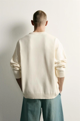 Мягкий свитер Relaxed Fit
