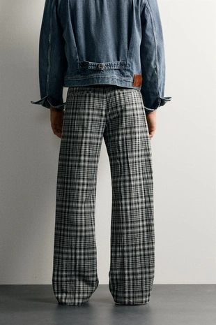 Брюки Flare Fit в клетку- Заказать в России