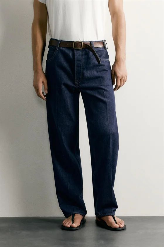 ДЖИНСЫ RELAXED FIT СО СТРЕЛКАМИ