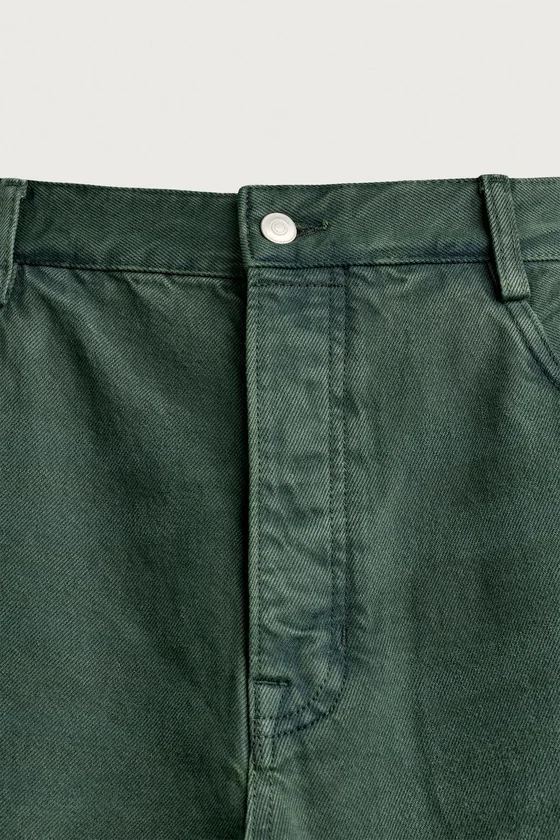 ДЖИНСЫ RELAXED FIT СО СТРЕЛКАМИ