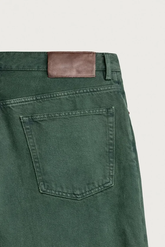 ДЖИНСЫ RELAXED FIT СО СТРЕЛКАМИ