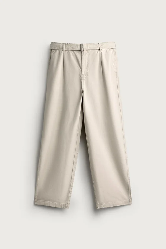 БРЮКИ RELAXED FIT СО СКЛАДКАМИ И РЕМНЕМ
