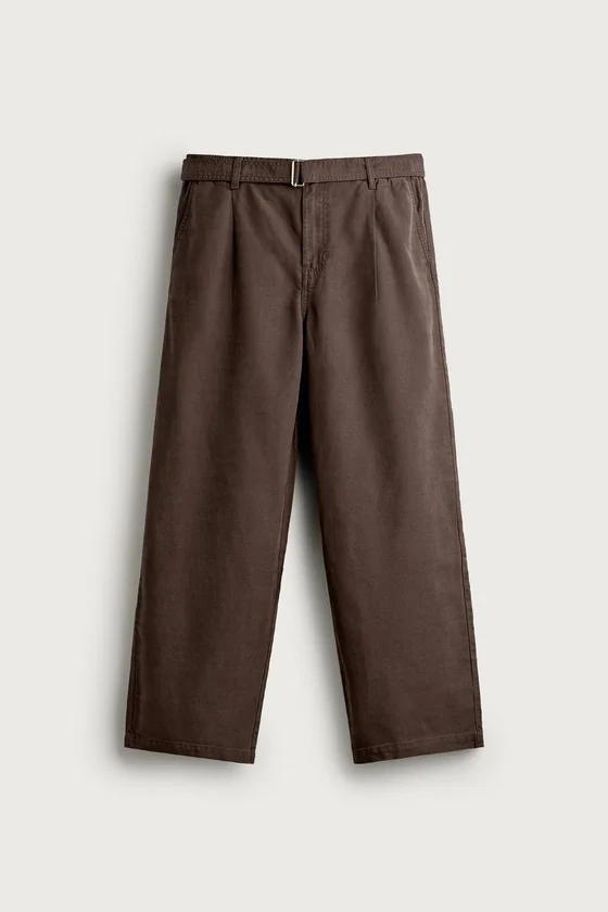 БРЮКИ RELAXED FIT СО СКЛАДКАМИ И РЕМНЕМ