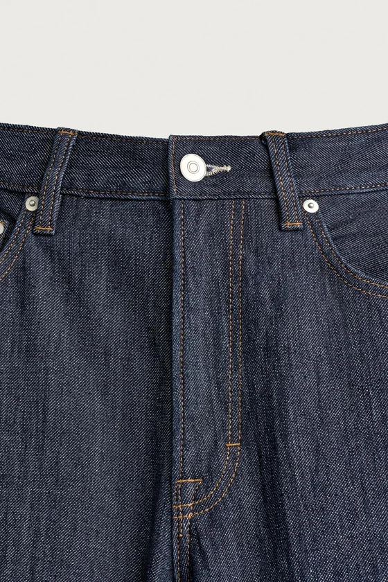 ДЖИНСЫ STRAIGHT FIT С КОНТРАСТНЫМ ОТВОРОТОМ