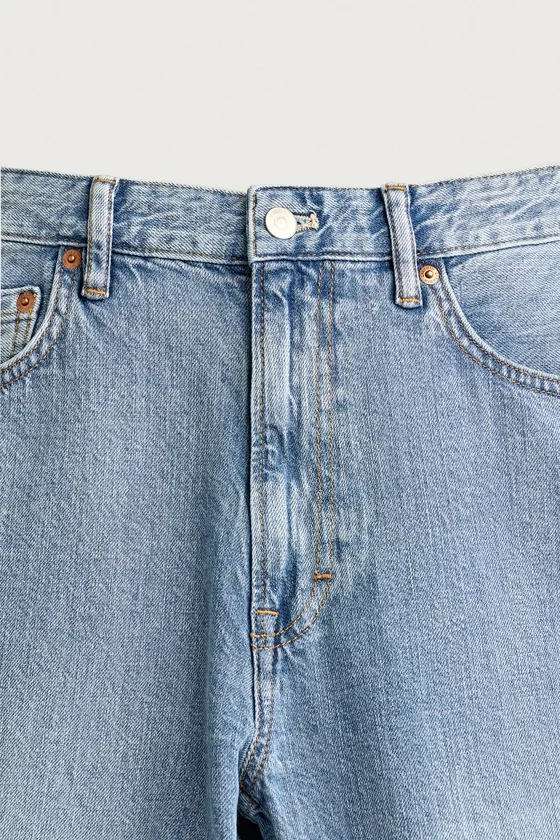 ЛЕГКИЕ ДЖИНСЫ REGULAR FIT