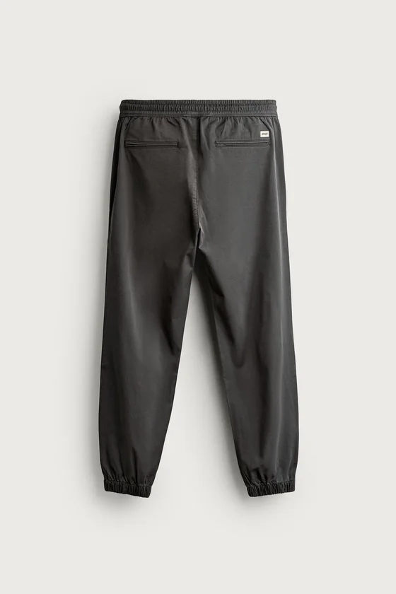 БРЮКИ-ДЖОГГЕРЫ SLIM FIT