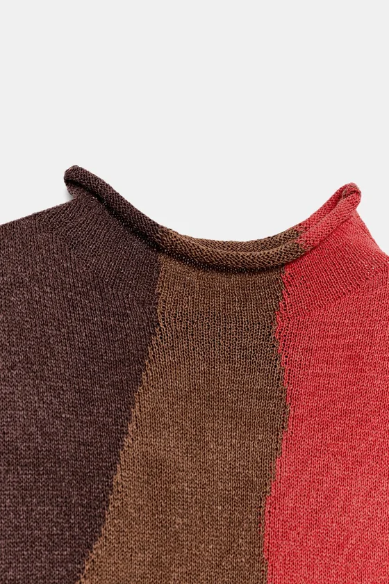 ТРИКОТАЖНОЕ ПЛАТЬЕ В СТИЛЕ COLOR BLOCK