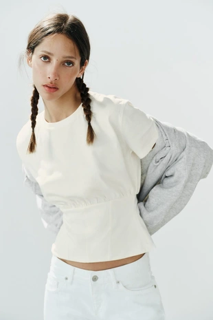 Хлопковая футболка с корсетным низом- Заказать в России