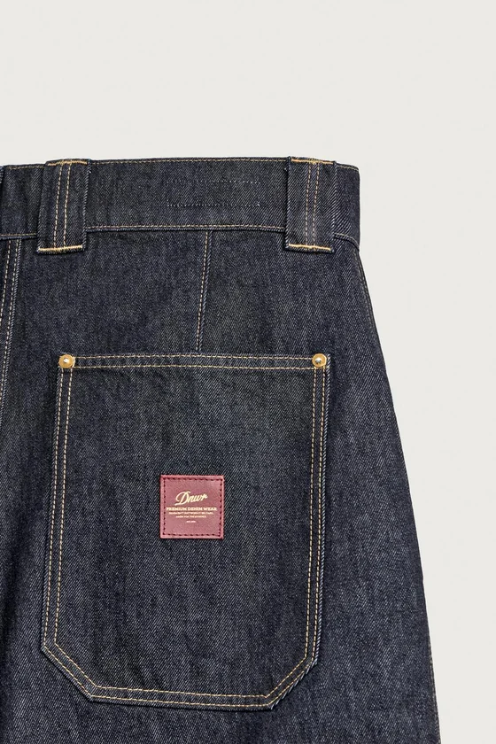 ДЖИНСОВЫЕ ШОРТЫ RELAXED FIT С ЦЕПОЧКОЙ