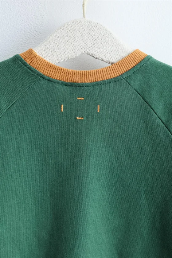 ZARA TIMELESS — ФУТБОЛКА С КОНТРАСТНОЙ ОТДЕЛКОЙ
