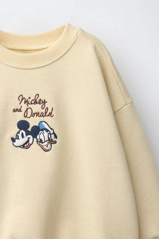 Толстовка с вышивкой Mickey Mouse © Disney- Заказать в России