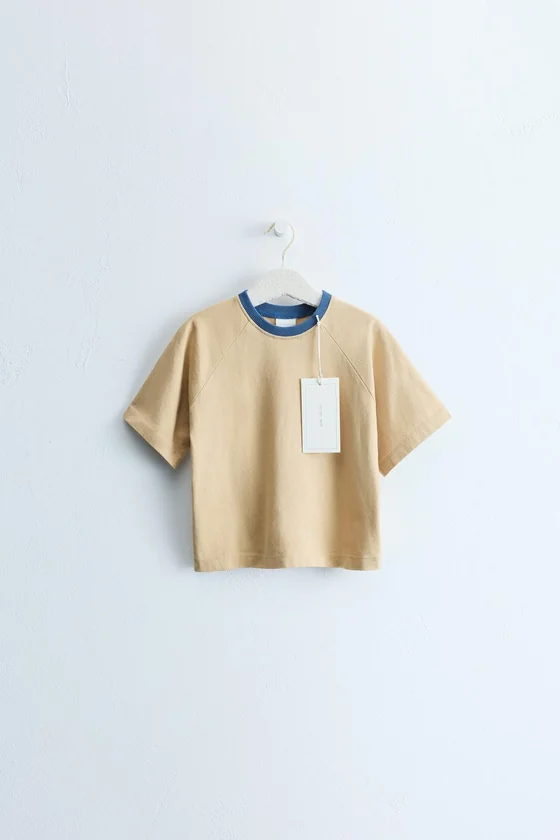 ZARA TIMELESS: ФУТБОЛКА С КОНТРАСТНОЙ ОТДЕЛКОЙ