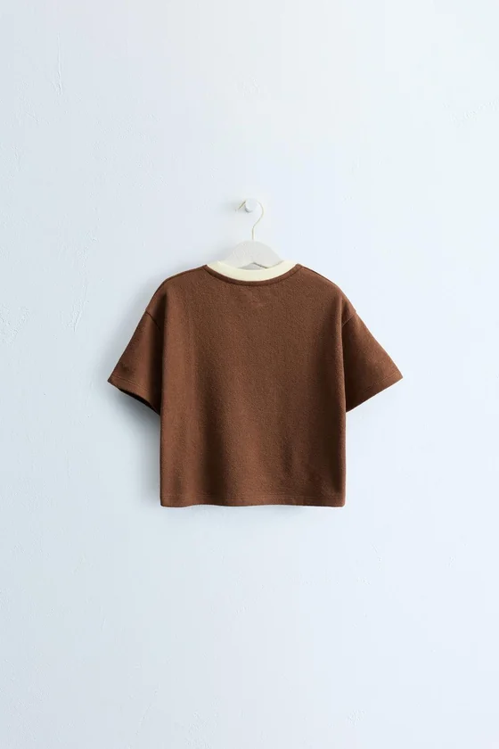 ZARA TIMELESS — ФУТБОЛКА С КОНТРАСТНЫМ ВОРОТНИКОМ