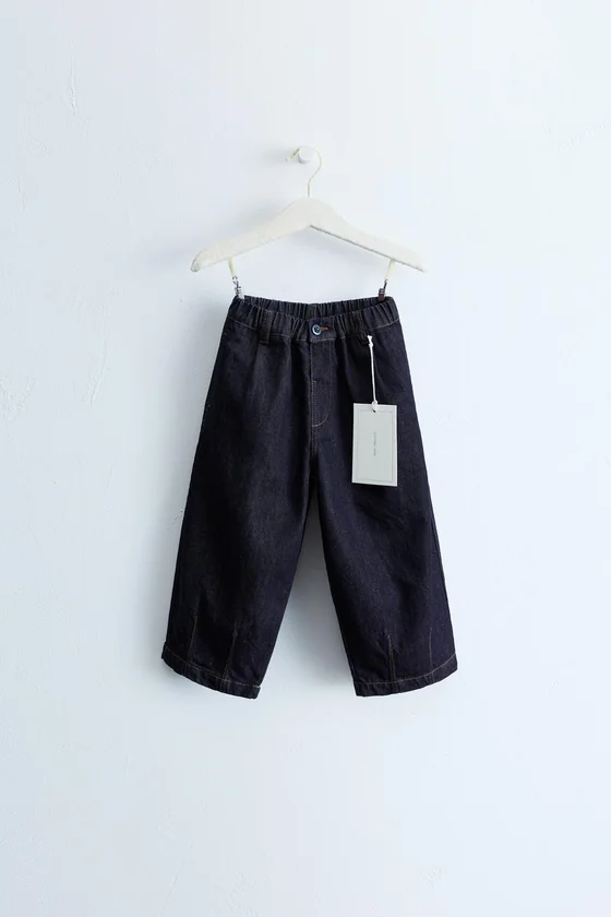 ZARA TIMELESS — ДЖИНСЫ STRAIGHT С ЗАЩИПАМИ