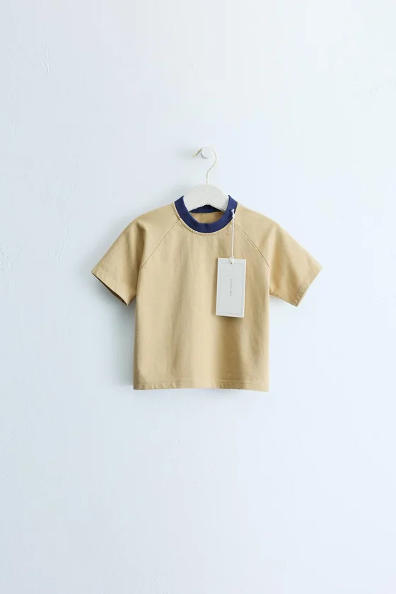 ZARA TIMELESS — ФУТБОЛКА С КОНТРАСТНЫМ ВОРОТНИКОМ