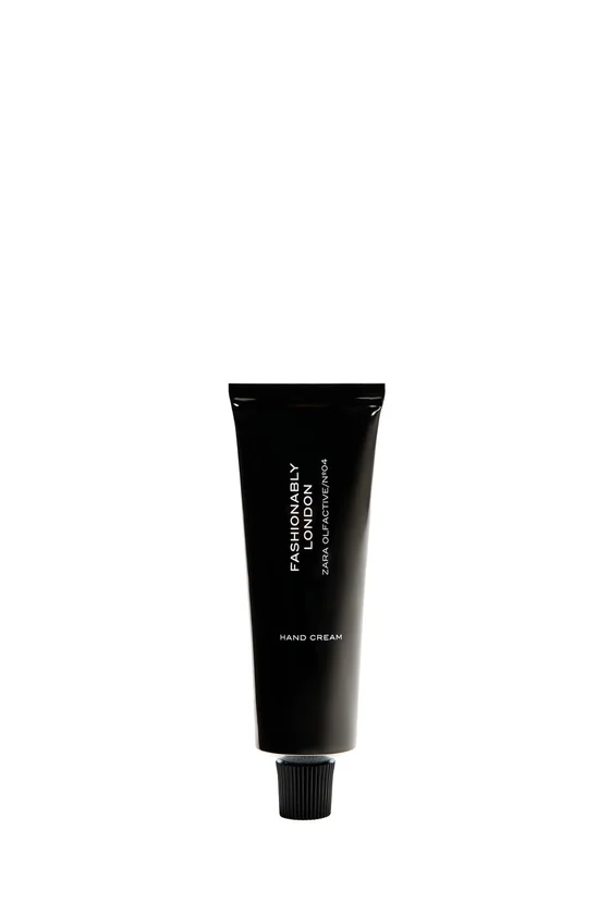 Крем для рук Fashionably London, 50 мл (1,69 fl. oz).