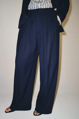 Купить Zara Широкие брюки с защипами — ZW COLLECTION