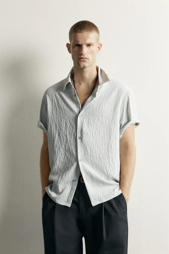 РУБАШКА RELAXED FIT ИЗ СТРУЯЩЕЙСЯ ТКАНИ С ФАКТУРОЙ