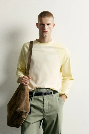 Футболка Relaxed Fit в стиле колор-блок- Заказать в России