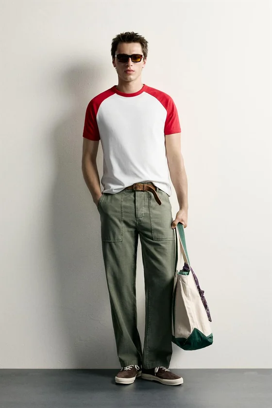 ФУТБОЛКА RELAXED FIT В СТИЛЕ КОЛОР-БЛОК