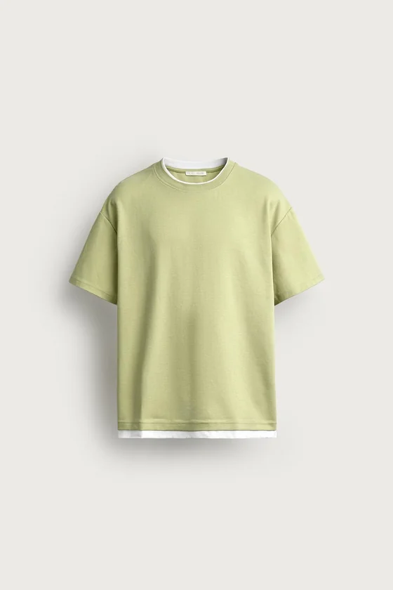 ФУТБОЛКА RELAXED FIT С КОНТРАСТНЫМИ ДЕТАЛЯМИ