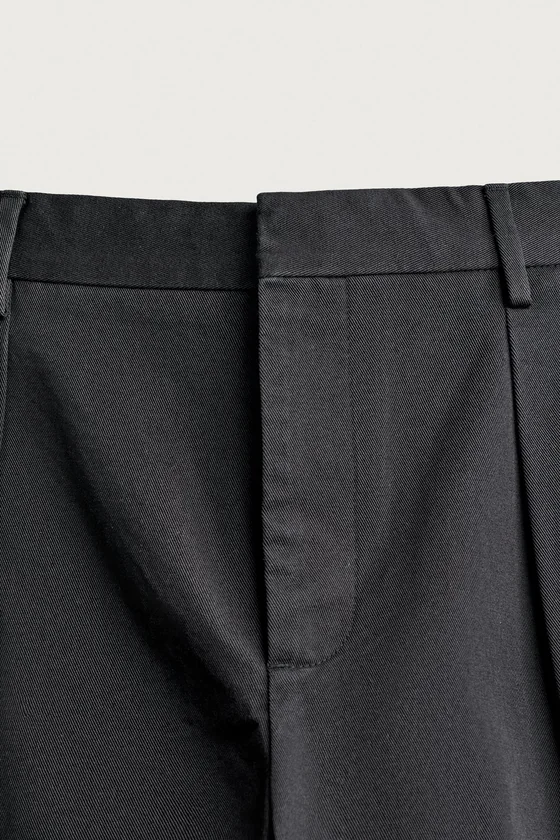 БРЮКИ ЧИНОС СО СКЛАДКАМИ AARON LEVINE X ZARA