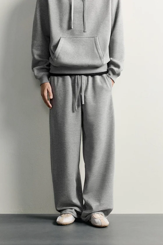 БАЗОВЫЕ БРЮКИ-ДЖОГГЕРЫ STRAIGHT FIT