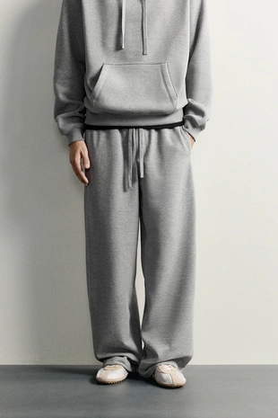 Базовые брюки-джоггеры Straight Fit- Заказать в России