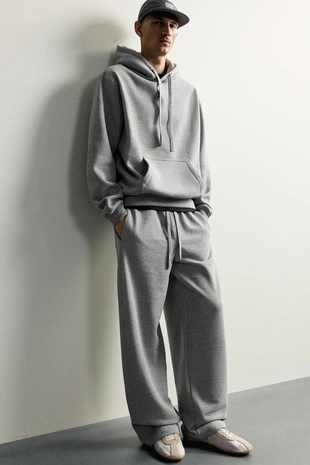 Базовые брюки-джоггеры Straight Fit- Заказать в России