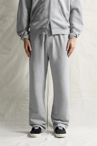 Спортивные брюки Relaxed Fit- Заказать в России