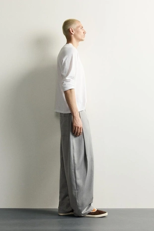 Брюки Balloon Fit с боковыми защипами