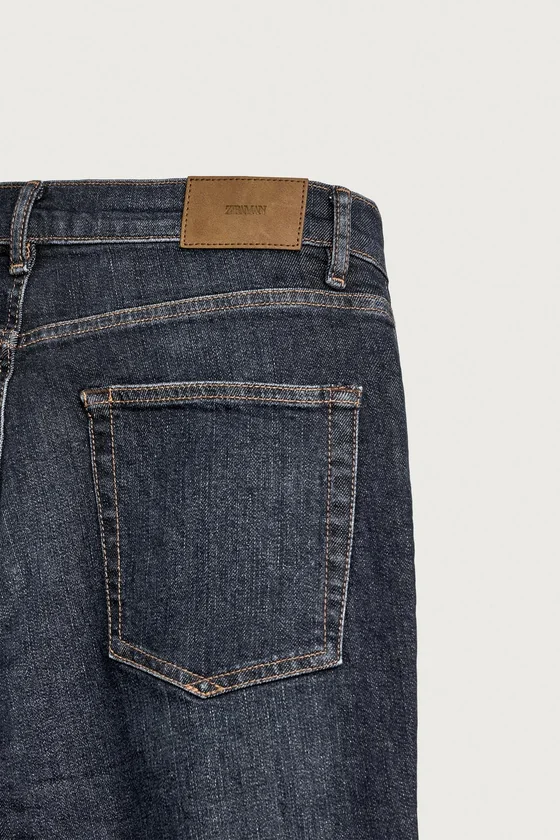 БАЗОВЫЕ ДЖИНСЫ SLIM FIT