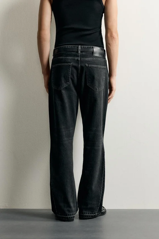 ДЖИНСЫ FLARED FIT