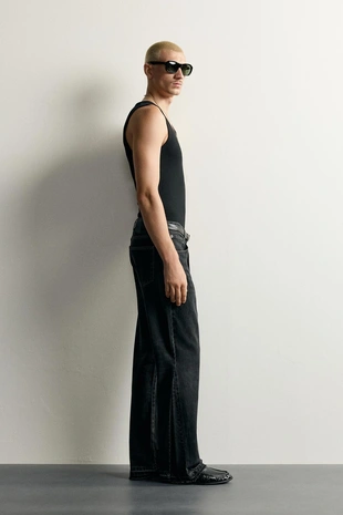 Джинсы Flared Fit