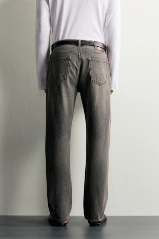 Джинсы Straight Fit