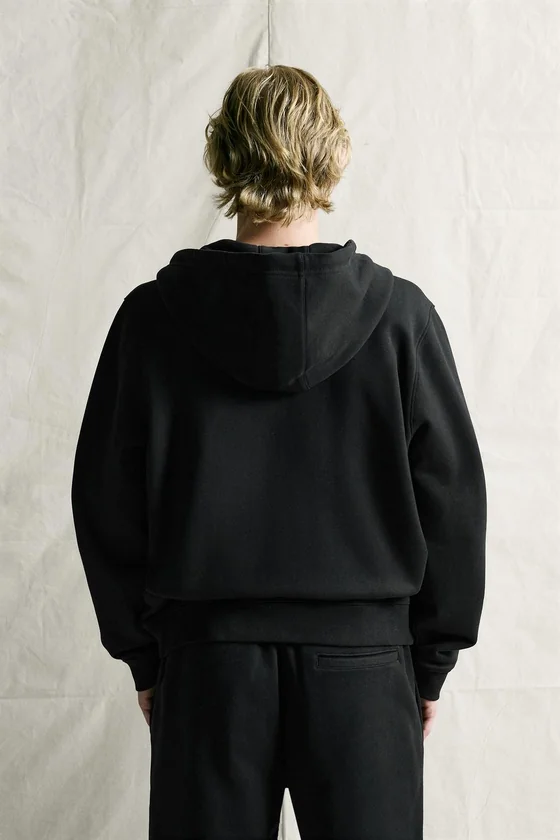 ХУДИ REGULAR FIT НА МОЛНИИ