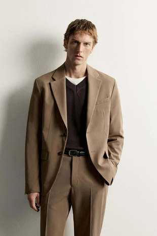 Костюмный пиджак комфортной посадки- Заказать в России