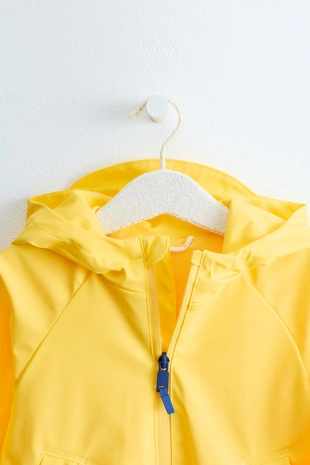 Zara «Timeless» — однотонный дождевик - Заказать в России