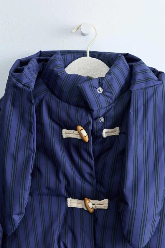 ZARA TIMELESS — ПАЛЬТО В ПОЛОСКУ СО СЪЕМНЫМ КАПЮШОНОМ