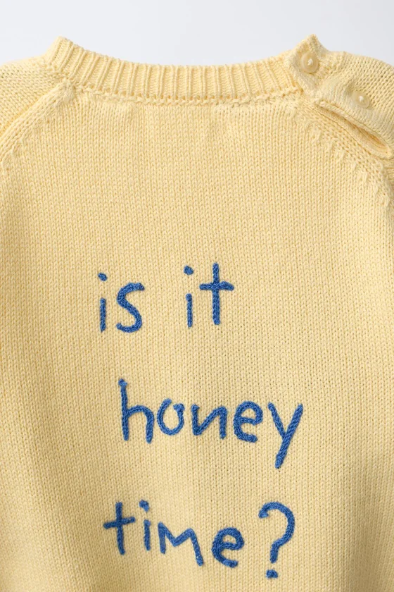 СВИТЕР С ВЫШИВКОЙ WINNIE THE POOH © DISNEY